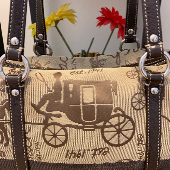 SOLD Coach 15616 Ashley Horse & Carriage Shoulder - Picture 3 of 6